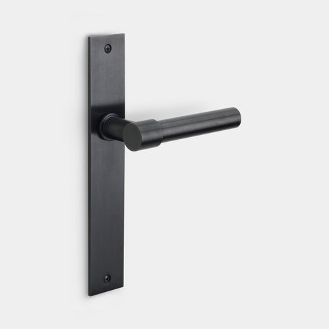 Door handle ONE PBL20XL on long backplate β PVD Matt Black